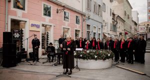 1.12. / Adventski vijenac - Zbor Encijan SKD-a Istra