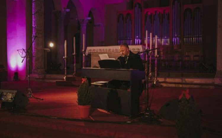 Advent u Katedrali: Bruno Krajcar i Antonela Doko