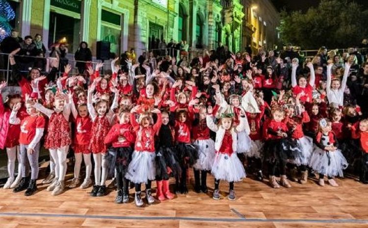 Plesni studio Pirueta Medulin/Pula – Božićni lovci na demone by Piruetice