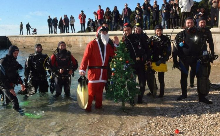 Ronilački Djed Mraz 2025